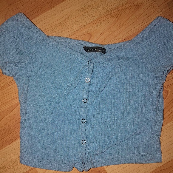 Shein Baby Blue Button Up Crop top! 😍 - Picture 1 of 4